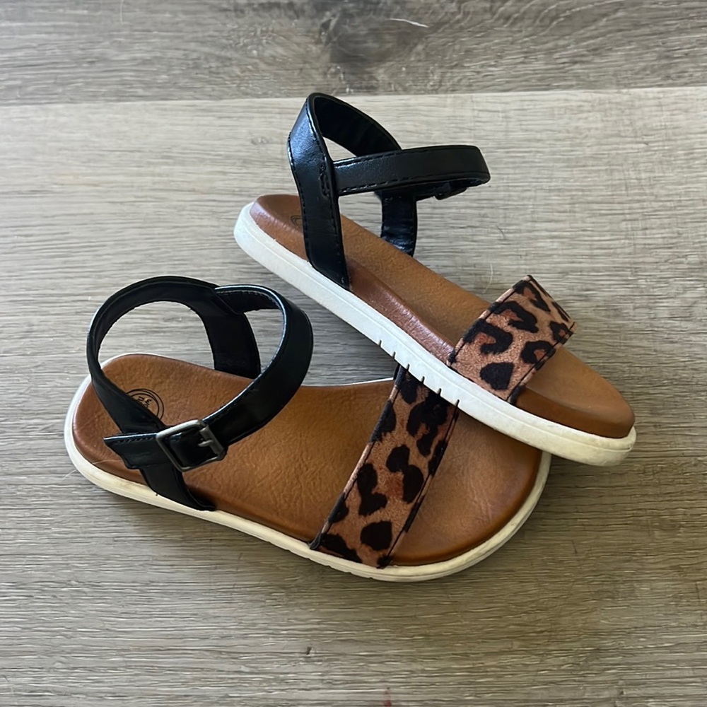 Cheetah black sandals